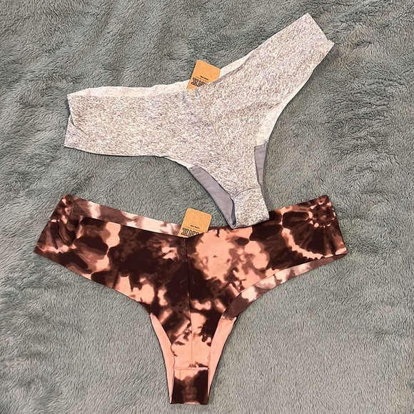 PINK no show thongs - Picture 2 of 2